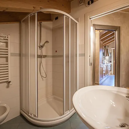 Bilocale Erika - Myholidaylivigno Апартаменты Ливиньо